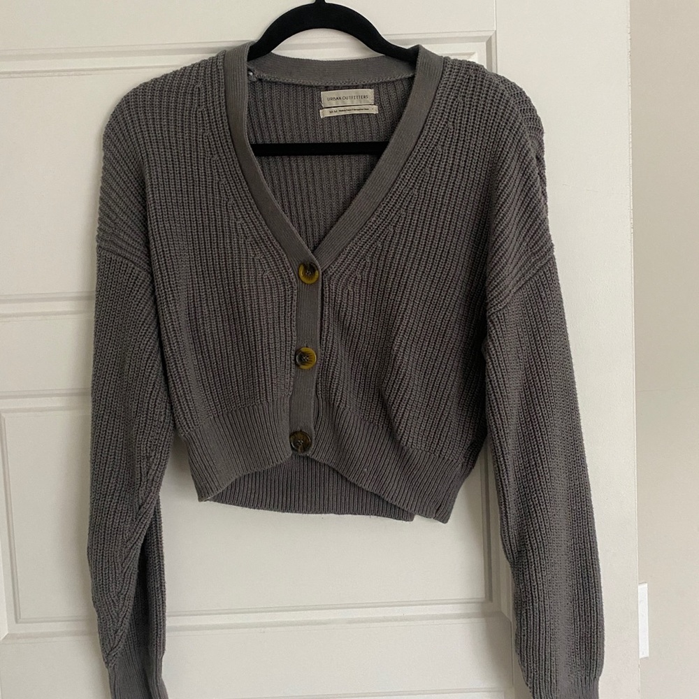 Urban Outfitters Women's Grey Cropped Cardigan Sweater